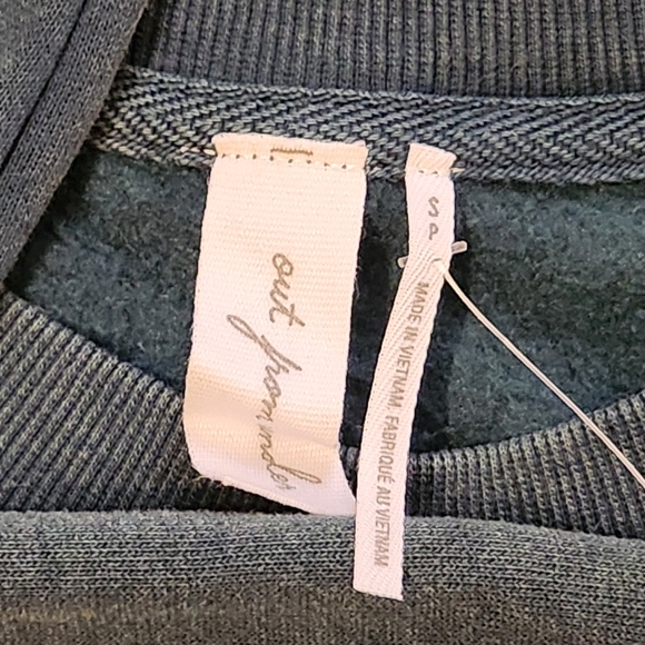 Out From Under Selene Crew Neck Sweatshirt NWT - Picture 7 of 7